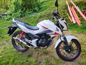 Honda CB125F