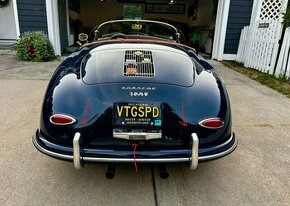 Porsche 356 Speedster Replica - vnitrni madla dveri