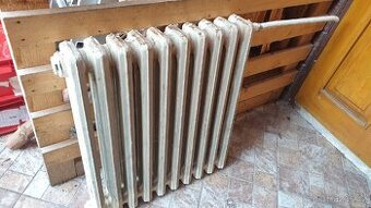 Radiator litinovy