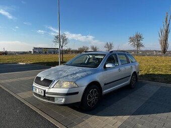 ŠKODA OCTAVIA 1.6 MPI