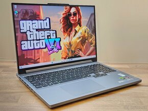 2,5K 165HZ_LENOVO LEGION SLIM 5 16ARP9_R7-7435H_RTX 4070 8GB