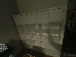 IKEA Kallax /expedit 5x5 oken vč. doplňků