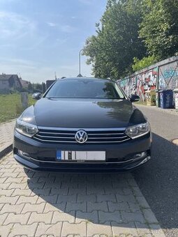 VW Passat B8, 2.0 TDI, 110 kW, Comfort line, r. 2018