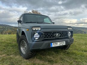 Lada Niva 1.7i