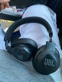 JBL E55BT