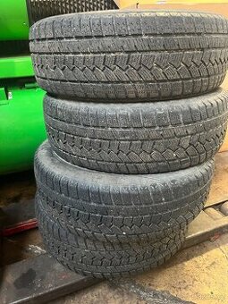 205/60R16 zimní pneumatiky