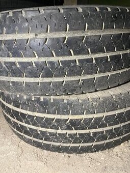 Letni pneu 225/70 r15c
