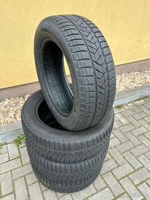 Zimní pneu PIRELLI 215/55 R17