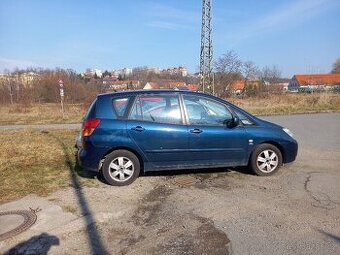 Toyota Corolla Verso 2.2 D