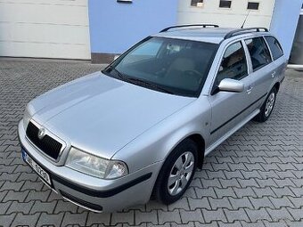 Škoda Octavia combi 1.9 TDi 96kw Pd, šest rychlostí, VÝBAVA - 1