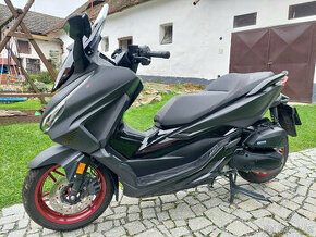 HONDA Forza 125 Special edition, variátor Malossi, 2900km