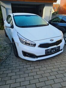 Kia Cee´d 1.4 CRDi 66kW Comfort rv.2015