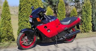 Honda CBR 1000 F SC21 pěkný stav