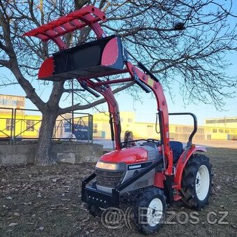 YANMAR RS27D s čelním nakladačem