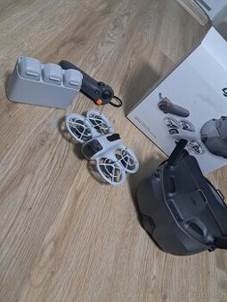 DJI Neo Motion Fly More Combo