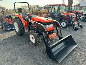 Malotraktor Kubota GL32 s čelním nakladačem 500kh