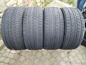 245/45/19 zimni pneu 245/45 R19