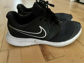 Tenisky NIKE star Runner vel. 34