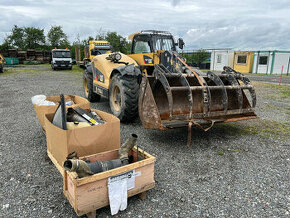 Teleskopický manipulátor CATERPILLAR TH407C 4x4,rok 2014 - 1