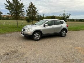 Nissan Qashqai 2.0Dci Tekna 4wd 4x4 / tažné zařízení