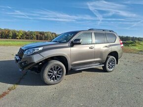 Toyota Land Cruiser 150