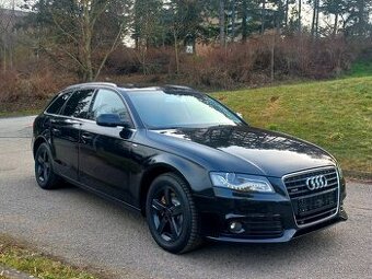 Audi A4 2.0 tdi QUATTRO MANUÁL,Bixenon,Led,NováTK