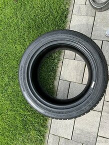 Continental ContiWinterContact 245/45 R 17 - 1