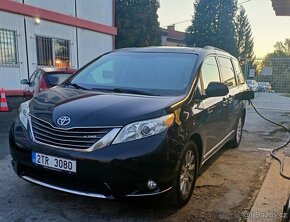 Toyota Previa/Estima 3,5 V6 2015 4x4 LPG