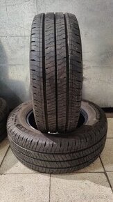 Prodám 235/65 R16c Continental 8mm+