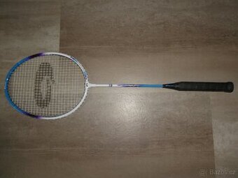 Raketa na badminton