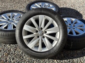 Alu orig letni sada Volkswagen 5x112 7J ET45 215/55 R16 DC - 1