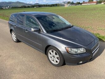 Volvo V50 2.4i 125kW 2006 automat, bohatá výbava - 1