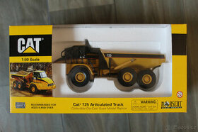 kovový model CAT 725 Articulated Truck 1:50