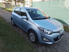 Hyundai i20 1.2 benzín,60000km, SERVISKA, 1MAJITEL