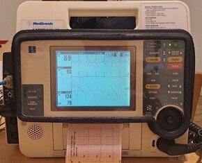 Defibrilátor Physio Control Lifepak LP12