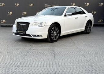 Chrysler 300C automat benzín 218 kw 2016