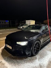 Audi rs5 v8 331kw