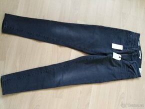 Nové šedé skinny  rifle Levis W28 L28