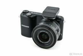 Samsung NX2000  + 20-50 mm/blesk - 1