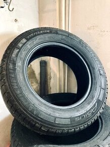 Letní pneu Michelin Agilis 225/65 r16c 112/110R