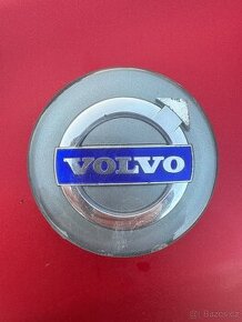 VOLVO VÍČKO KRYTKA  RÁFKU ALU 64 mm 30666913