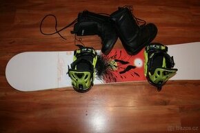 snowboard Burton 152 cm , topanky 42