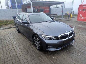 BMW 330i, 190kw, servis pouze BMW, hezký stav, M packet