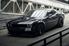 Dodge Challenger 5.7 shaker - 1