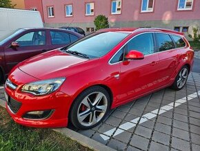 Opel Astra J, sportstourer, packet OPC