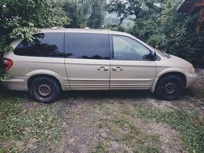 Prodám Chrysler Grand Voyager - Town & City