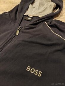 Mikina Hugo Boss s kapucí a zipem - 1