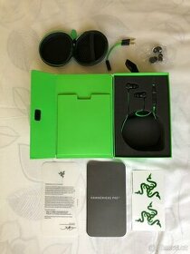 Sluchátka Razer Hammerhead Pro V2 s mikrofonem