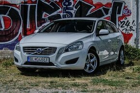 Volvo V60 110kW, 2012, 6-st. automat - 1