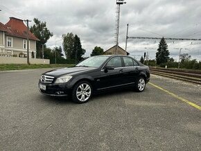 Mercedes-Benz W204 C200 BlueEFFICIENCY